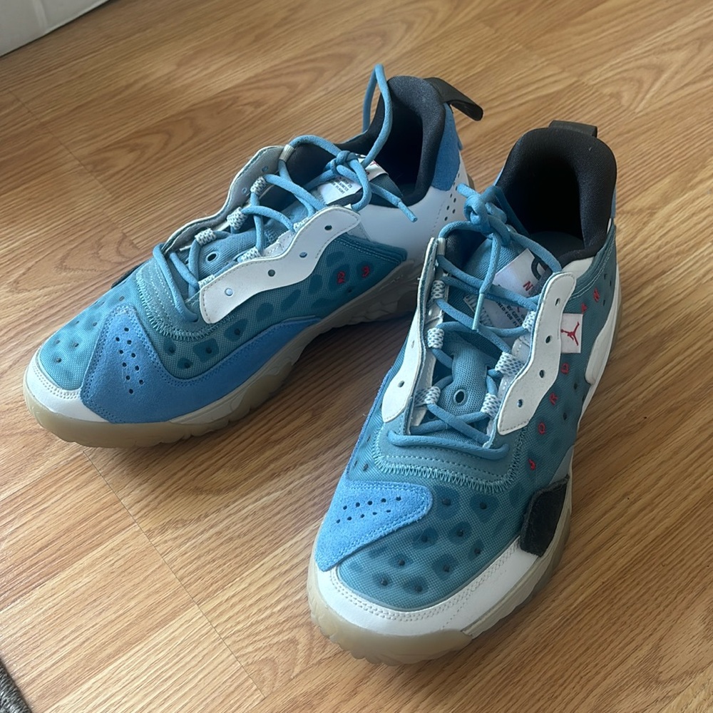 Men’s Jordan Delta 2